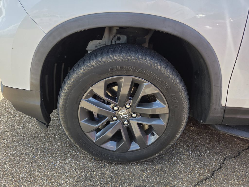 Used 2021 Honda Ridgeline Sport image 4