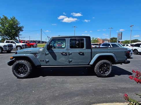 New 2025 Jeep Gladiator Willys image 9