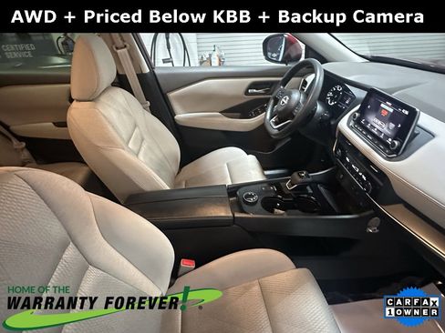 Used 2024 Nissan Rogue SV image 25