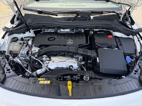 Used 2023 Mercedes-Benz GLA 250 image 40