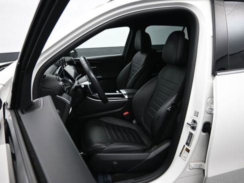 Used 2023 Mercedes-Benz GLC 300 image 19