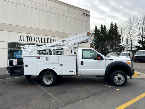 Used 2015 Ford F450 XL w/ Power Equipment Group image 3