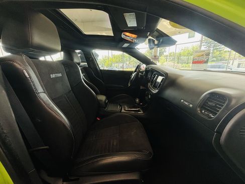 Used 2023 Dodge Charger Scat Pack w/ Daytona Edition Group RWD image 38