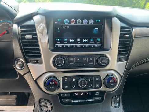 Used 2018 GMC Yukon Denali w/ Open Road Package RWD image 21
