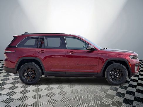 New 2026 Jeep Grand Cherokee Altitude AWD/4WD image 5