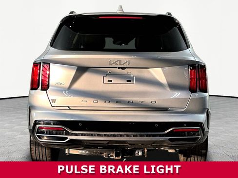 Used 2022 Kia Sorento SX AWD/4WD image 5