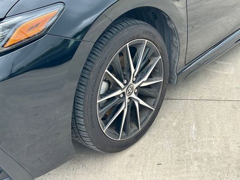 Certified 2024 Toyota Camry SE FWD image 9