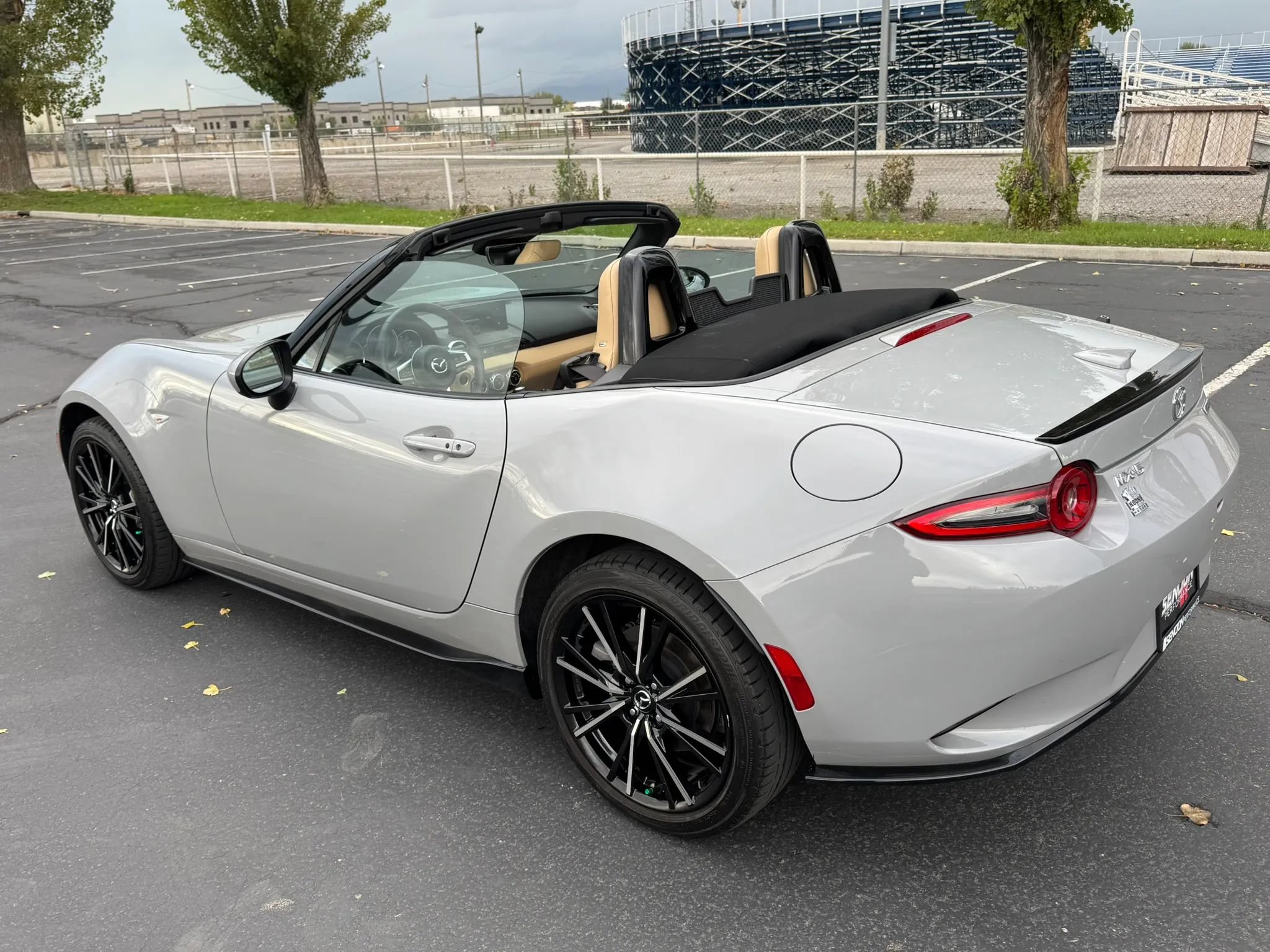 Used 2024 MAZDA MX-5 Miata Grand Touring w/ Appearance Package RWD image 21