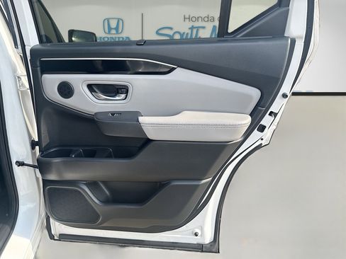 Certified 2023 Honda Pilot EX-L image 31