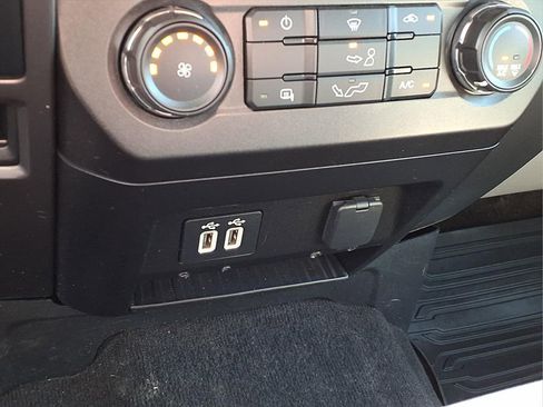 Used 2020 Ford F150 XLT w/ XTR Package image 27