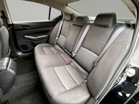 Used 2024 Nissan Altima 2.5 SV image 18