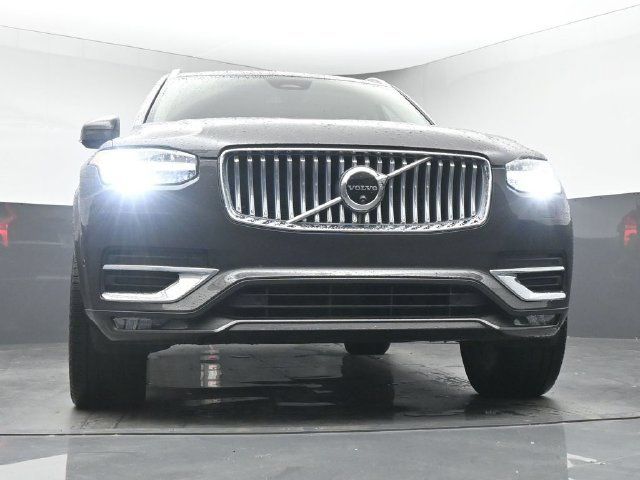 Used 2024 Volvo XC90 B6 Plus w/ Protection Package Premier AWD/4WD image 11