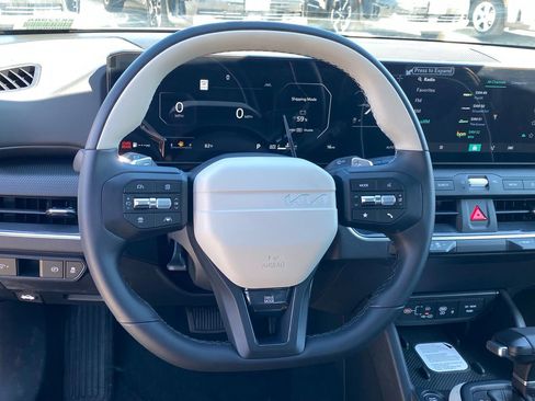 New 2025 Kia K4 EX w/ GT-Line Sunroof Package FWD image 16
