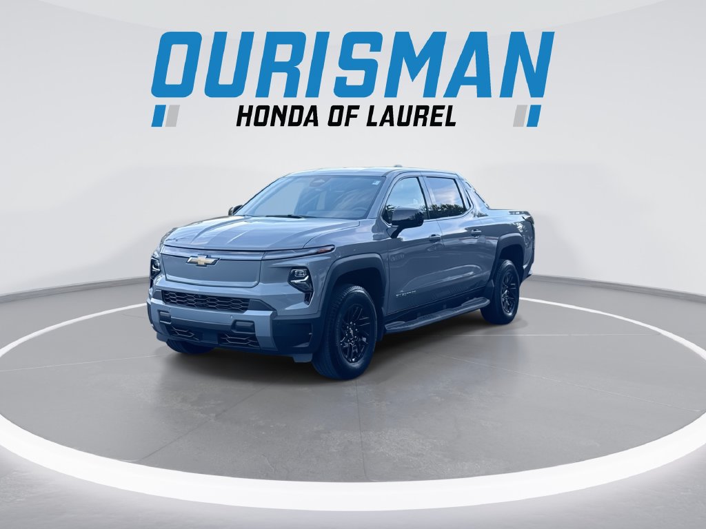 Used 2026 Chevrolet Silverado EV LT AWD/4WD image 4