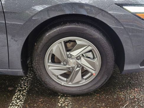 New 2026 Hyundai Elantra SE image 8