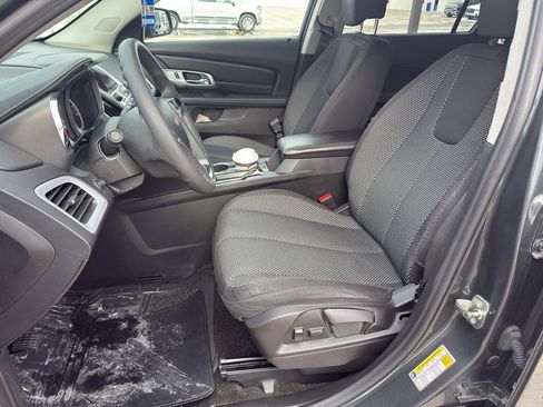 Used 2017 GMC Terrain SLE image 9