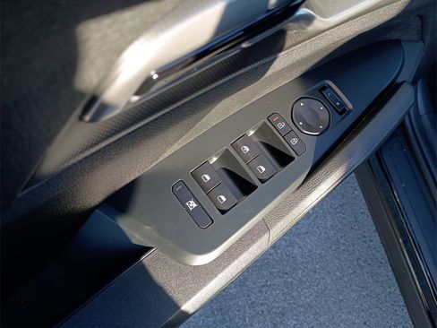 New 2026 Kia Sportage LX image 19