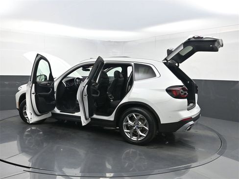 Used 2023 BMW X3 sDrive30i w/ Premium Package image 41