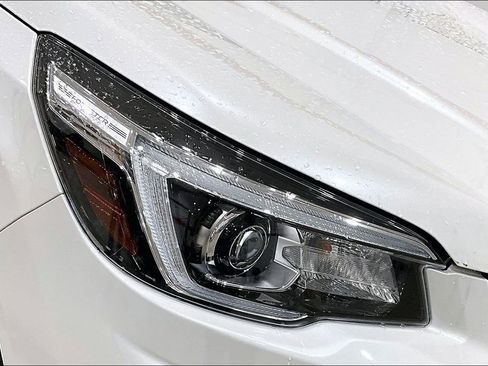 Used 2020 Subaru Forester Touring image 27