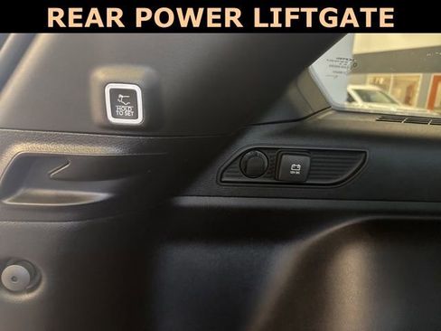 New 2025 Jeep Grand Cherokee Altitude image 30