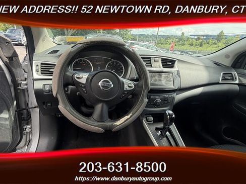 Used 2019 Nissan Sentra SV w/ Special Edition Package FWD image 13