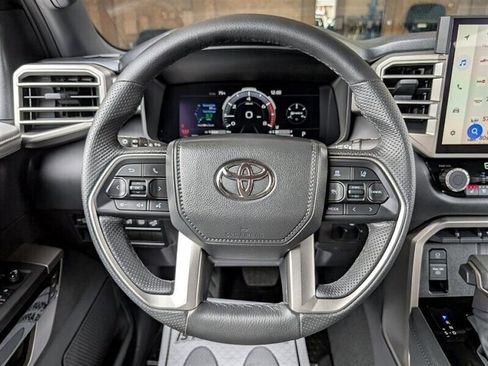 Used 2025 Toyota Tundra Limited image 38