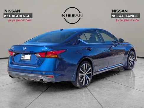 Used 2020 Nissan Altima 2.5 SR FWD image 5
