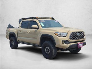 Used 2020 Toyota Tacoma TRD Off-Road w/ TRD Premium Off Road Package AWD/4WD video 3