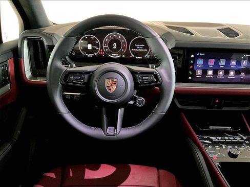 New 2026 Porsche Cayenne AWD/4WD image 13