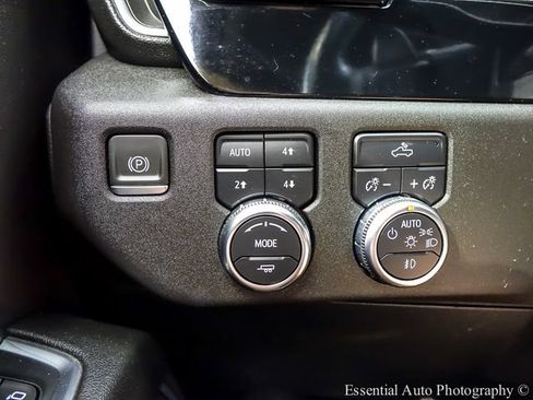 Used 2024 GMC Sierra 1500 Elevation w/ X31 Off-Road Package AWD/4WD image 19