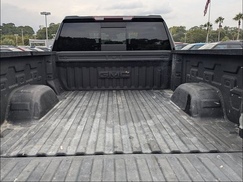 Used 2023 GMC Sierra 1500 SLT w/ SLT Convenience Package AWD/4WD image 15