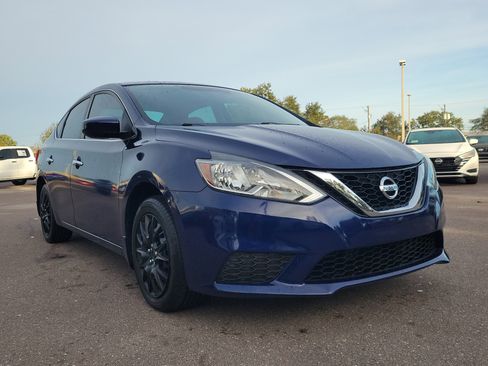 Used 2016 Nissan Sentra S image 2
