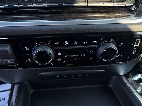 New 2026 Chevrolet Silverado 3500 LT image 24