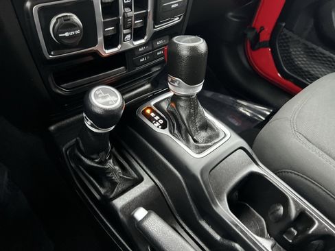 Used 2020 Jeep Gladiator Sport w/ Quick Order Package 24S image 20