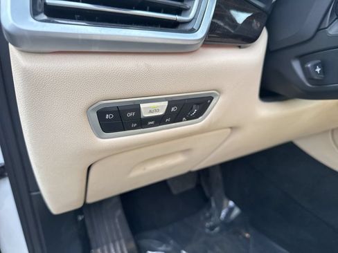 Used 2020 BMW X5 xDrive40i w/ Convenience Package AWD/4WD image 41
