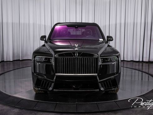 Used 2025 Rolls-Royce Cullinan image 4