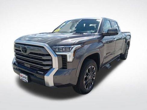 New 2024 Toyota Tundra Limited image 8