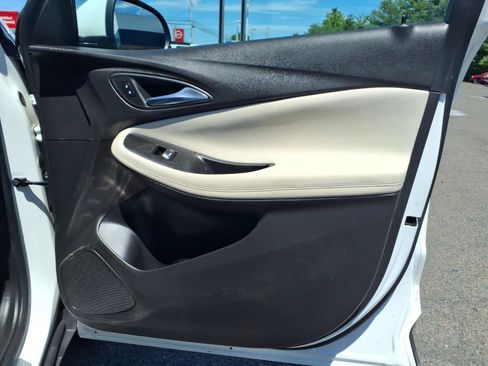 Used 2023 Buick Encore GX Select FWD image 29