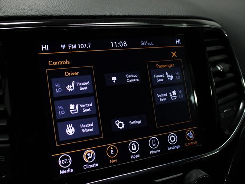 Used 2021 Jeep Grand Cherokee Limited w/ Luxury Group II image 28