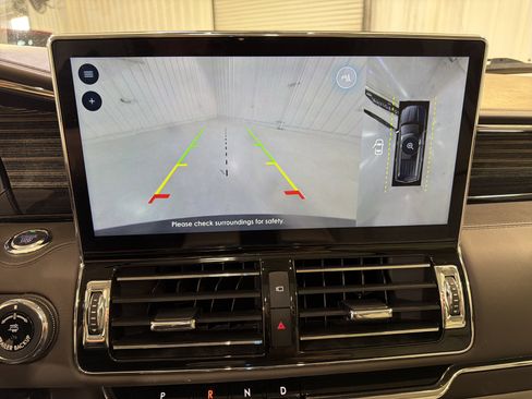 Used 2023 Lincoln Navigator Black Label image 19