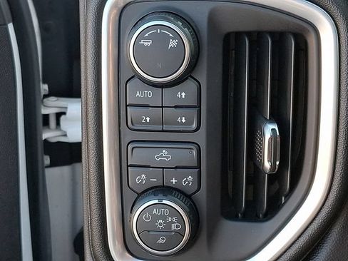 Used 2019 Chevrolet Silverado 1500 LT w/ All-Star Edition AWD/4WD image 25