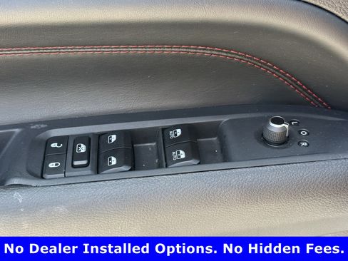 Used 2025 Jeep Compass Trailhawk AWD/4WD image 28