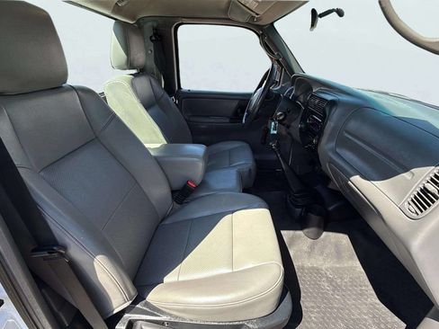 Used 2011 Ford Ranger XL RWD image 13