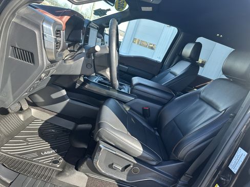 Certified 2022 Ford F150 Lariat w/ Equipment Group 502A High image 9