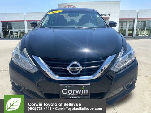 Used 2017 Nissan Altima 2.5 SV w/ Convenience Package FWD image 15