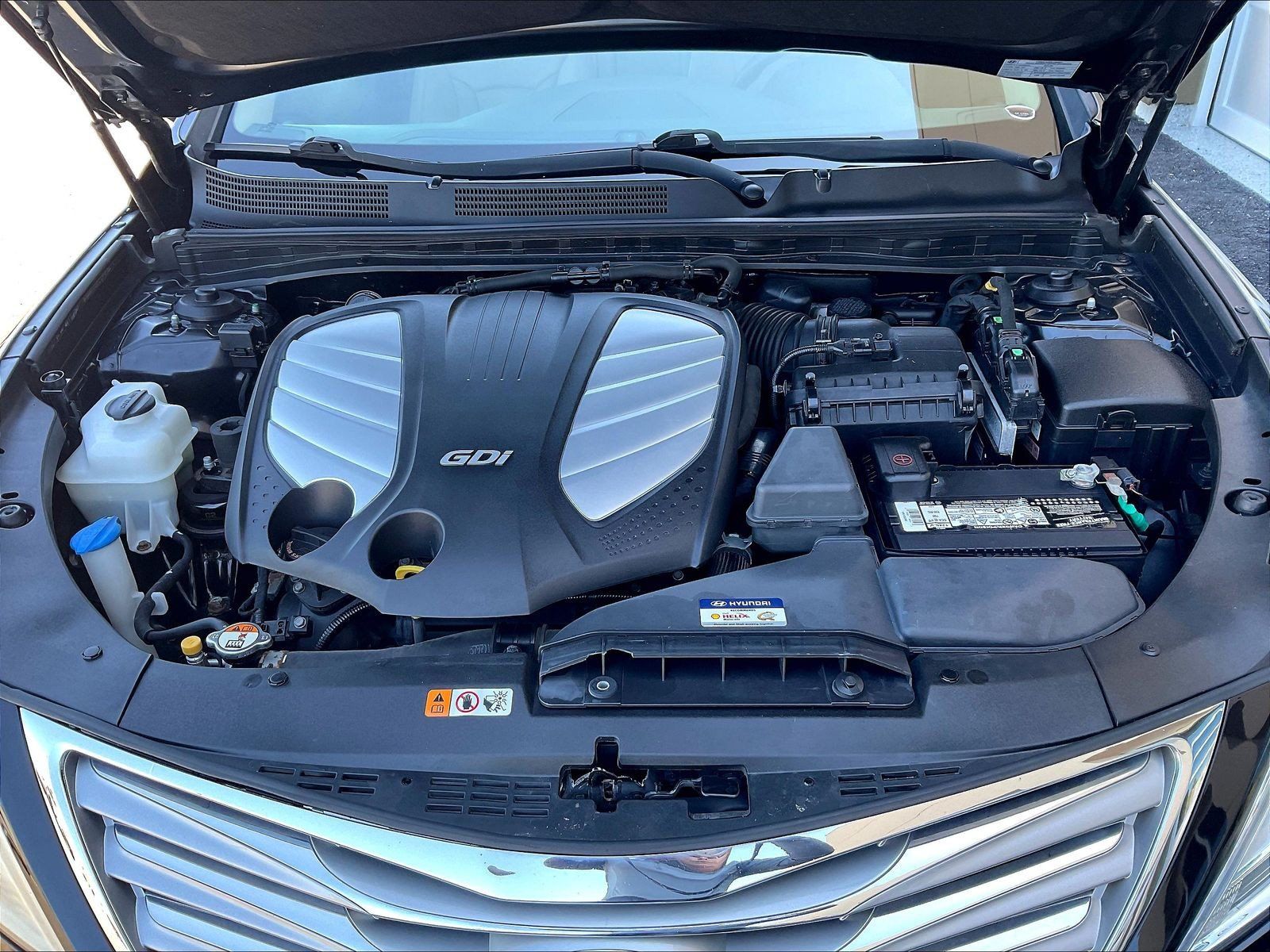 Used 2014 Hyundai Azera Limited w/ Option Group 02 FWD image 30