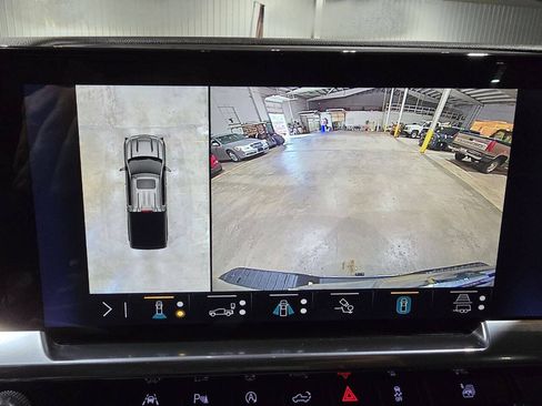 Used 2022 Chevrolet Silverado 1500 LT w/ Max Trailering Package AWD/4WD image 43