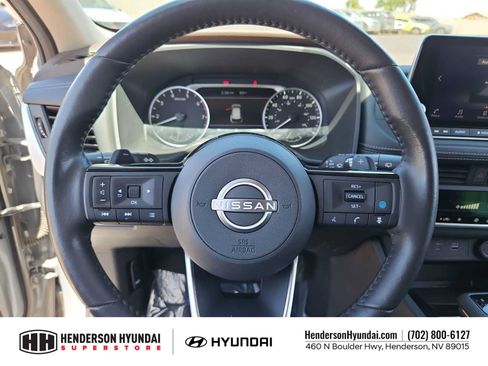Used 2023 Nissan Rogue SV w/ SV Premium B Package AWD/4WD image 22