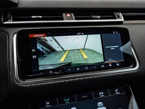 Used 2019 Land Rover Range Rover Velar R-Dynamic SE AWD/4WD image 37