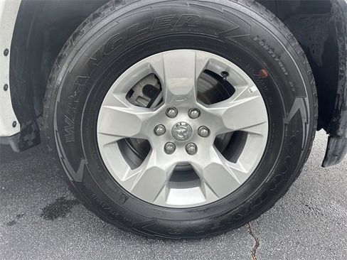 Used 2025 RAM 1500 Big Horn image 29